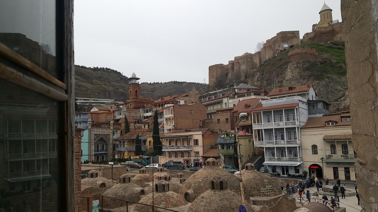 Sabir'S Apartment Old Town Tbilisi Bagian luar foto